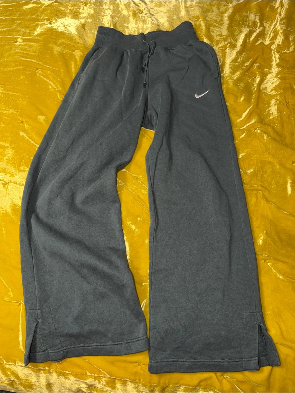 Nike Women’s Olive Green High Waisted Wide-Leg Sweatpants